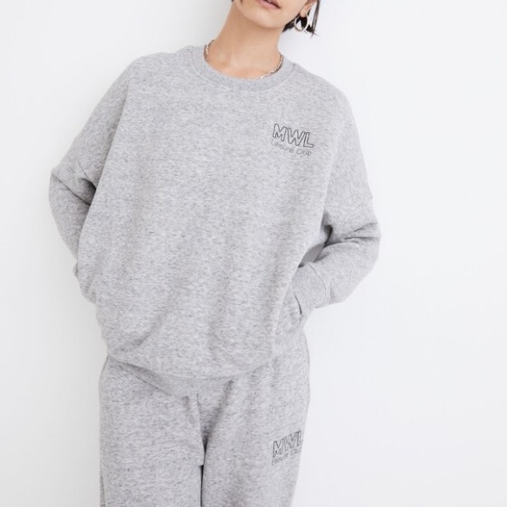 MWL Betterterry Leisure Club Crewneck Sweatshirt - size M